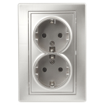 1-205-03  Розетка Intro Plano 1-205-03 с заземлением двойная 2X2P+E Schuko 16А-250В IP20 СУ алюминий